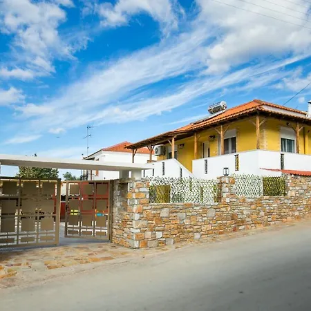 Appartement Elpis 2 *