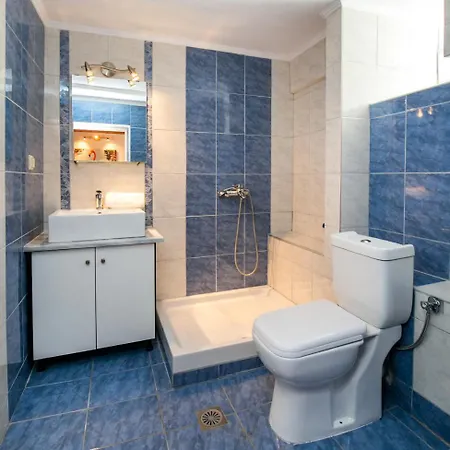 Elpis 2 Apartment *